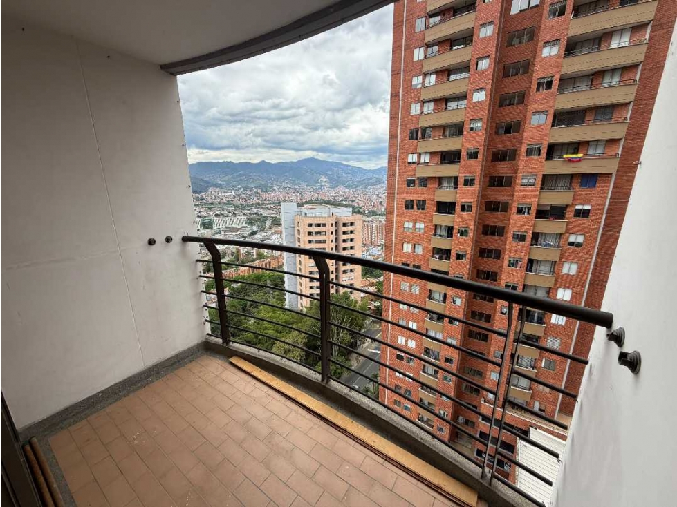 Departamento en alquiler con baja de precio en Loma del Indio
