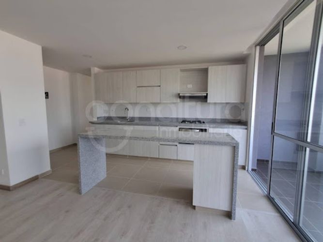 Apartamento de 3 alcobas en venta en Suramérica, Medellín, 109 m² · foto 2 de 24