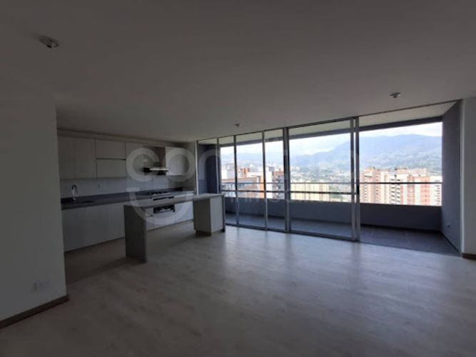 Apartamento de 3 alcobas en venta en Suramérica, Medellín, 109 m² · foto 3 de 24