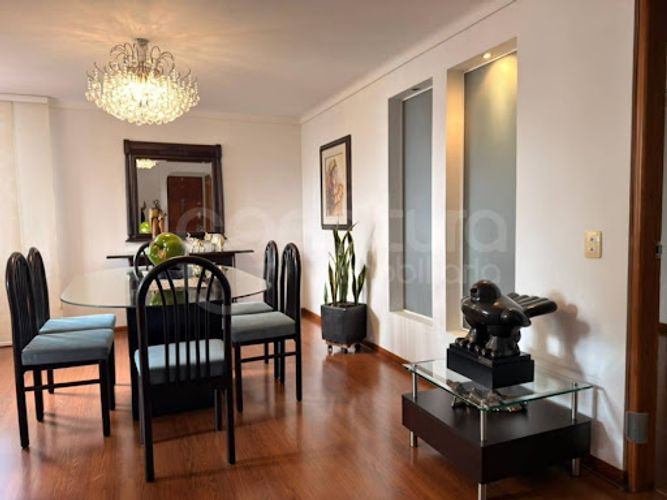 Apartamento de 3 alcobas en venta en Altos Del Poblado, Medellín, 162 m² · foto 8 de 24