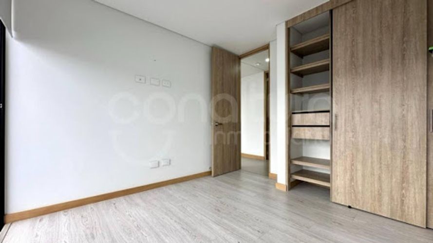 Apartamento de 3 alcobas en arriendo en Las Palmas, Medellín, 137 m² · foto 13 de 17