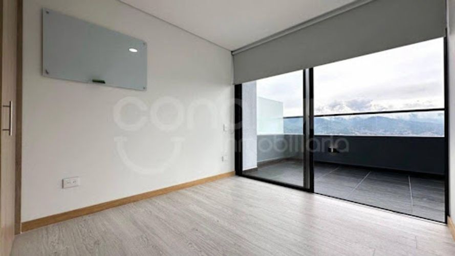 Apartamento de 3 alcobas en arriendo en Las Palmas, Medellín, 137 m² · foto 14 de 17