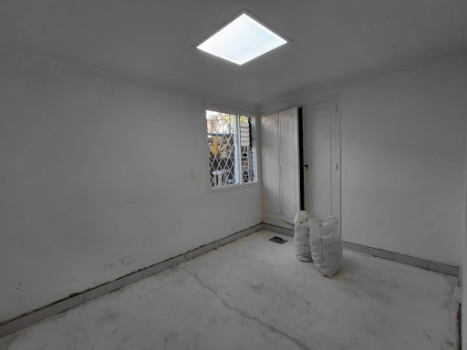 14BR House in Oviedo (400 m²) - 4