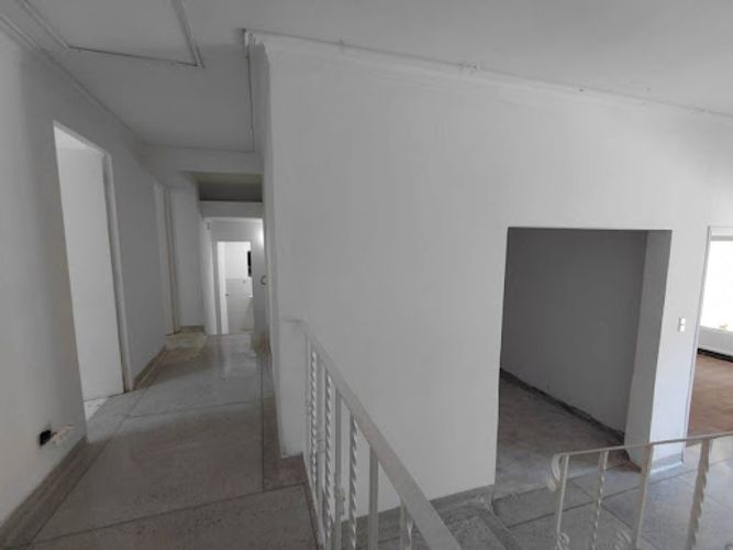 Casa de 14 alcobas en arriendo en Milla De Oro, Medellín, 400 m² · foto 8 de 24
