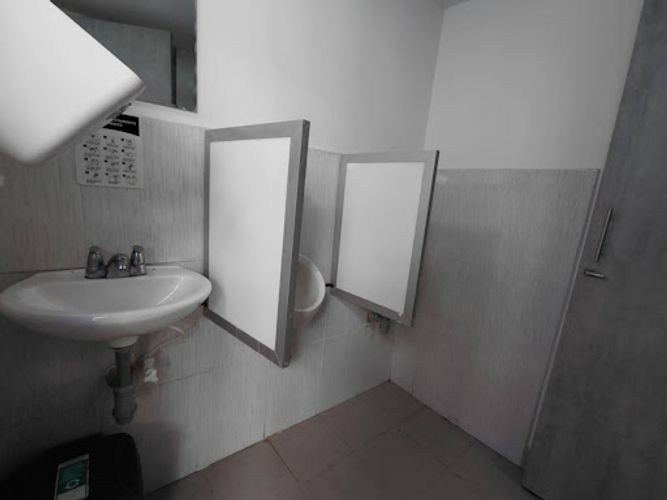 Casa de 14 alcobas en arriendo en Milla De Oro, Medellín, 400 m² · foto 20 de 24
