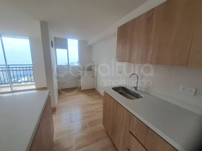 Apartamento de 2 alcobas en venta en Bucaros, Bello, 54 m² · foto 2 de 8