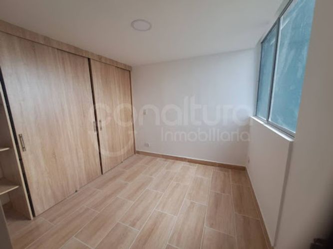 Apartamento de 2 alcobas en venta en Bucaros, Bello, 54 m² · foto 4 de 8
