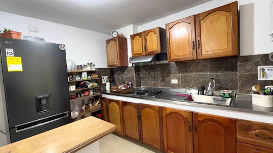 Apartamento de 3 alcobas en venta en Cristobal, Medellín, 87 m² · foto 8 de 24