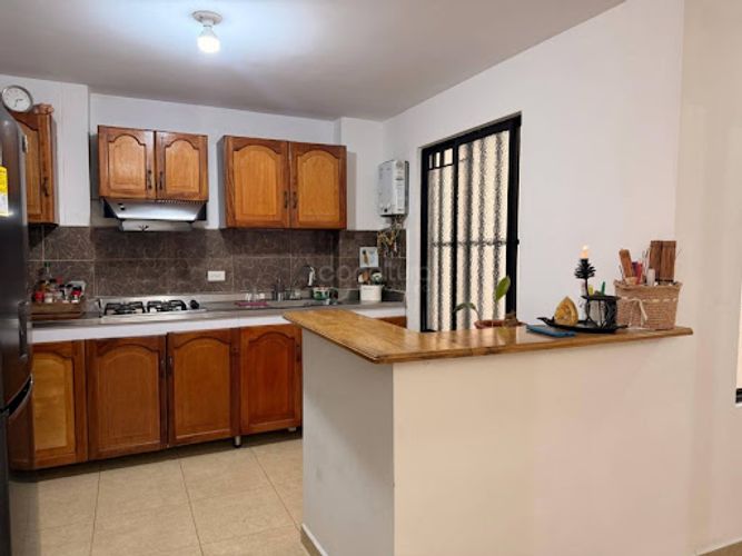 Apartamento de 3 alcobas en venta en Cristobal, Medellín, 87 m² · foto 10 de 24
