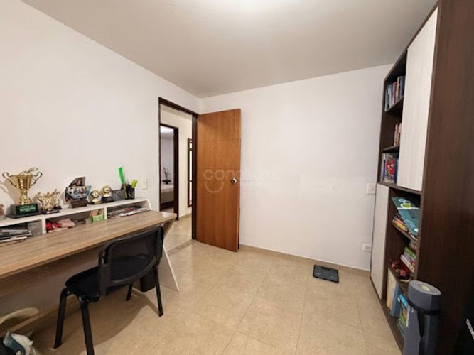 Apartamento de 3 alcobas en venta en Cristobal, Medellín, 87 m² · foto 17 de 24