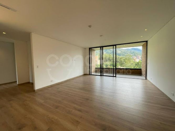 Apartamento de 2 alcobas en venta en Las Palmas, Medellín, 105 m² · foto 5 de 19