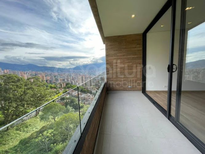 Apartamento de 2 alcobas en venta en Las Palmas, Medellín, 105 m² · foto 6 de 19