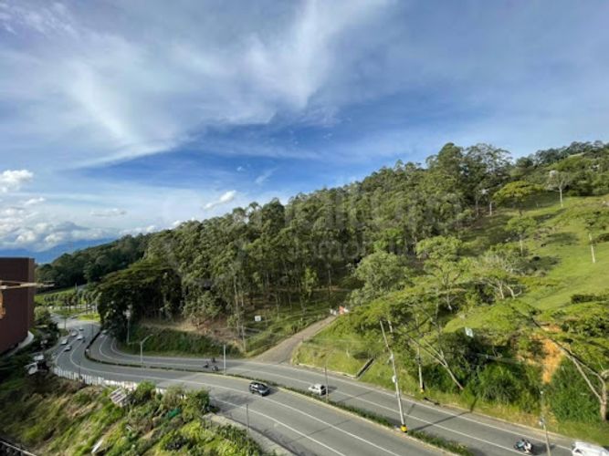 Apartamento de 2 alcobas en venta en Las Palmas, Medellín, 105 m² · foto 7 de 19