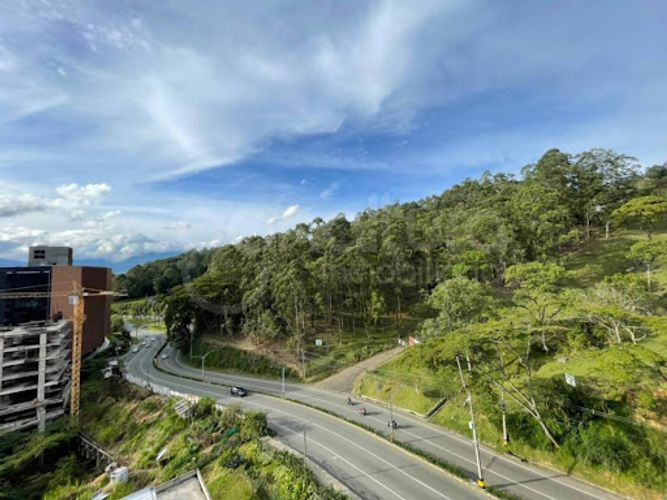 Apartamento de 2 alcobas en venta en Las Palmas, Medellín, 105 m² · foto 9 de 19