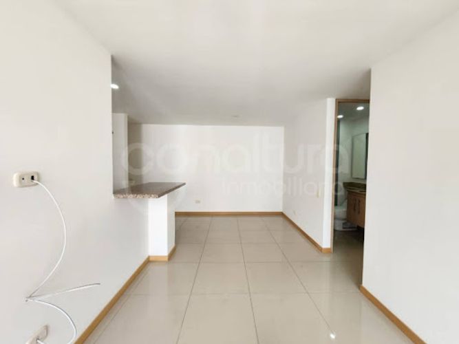 Apartamento de 3 alcobas en arriendo en San Diego, Medellín, 75 m² · foto 3 de 11