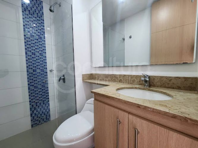 Apartamento de 3 alcobas en arriendo en San Diego, Medellín, 75 m² · foto 9 de 11