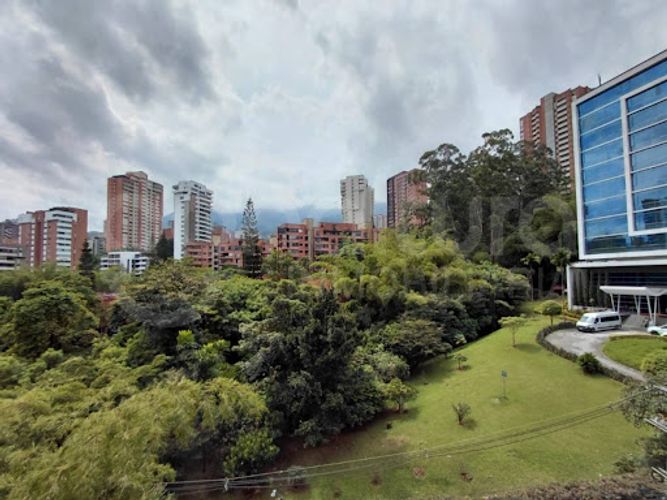 Apartamento de 3 alcobas en arriendo en Milla De Oro, Medellín, 185 m² · foto 10 de 24