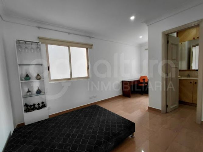 Apartamento de 3 alcobas en arriendo en Milla De Oro, Medellín, 185 m² · foto 17 de 24