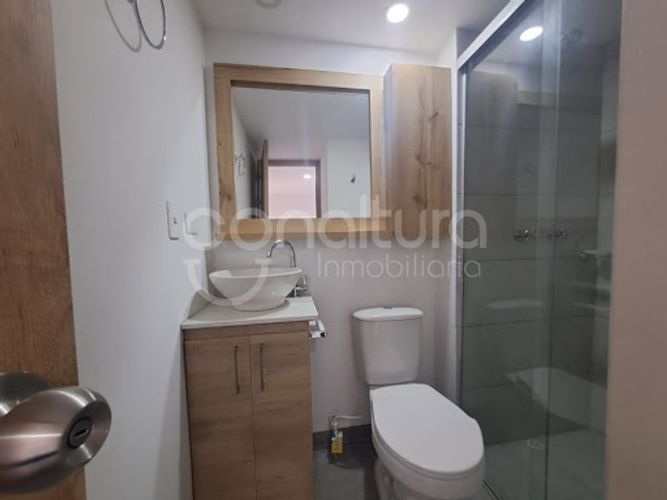 Apartamento de 2 alcobas en venta en Barrio Nuevo, Bello, 50 m² · foto 5 de 12