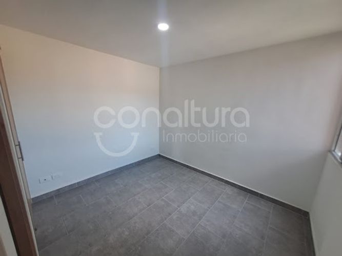 Apartamento de 2 alcobas en venta en Barrio Nuevo, Bello, 50 m² · foto 10 de 12