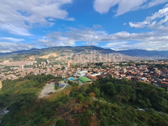 Apartamento de 2 alcobas en venta en Barrio Nuevo, Bello, 50 m² · foto 12 de 12