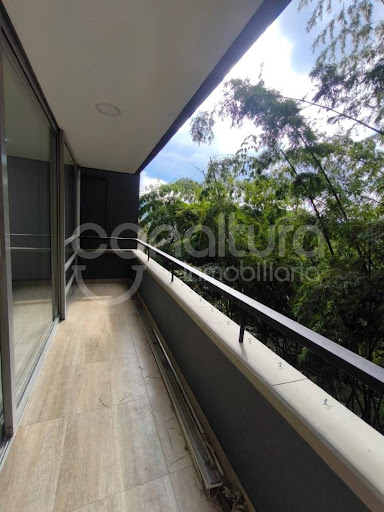 Apartamento en venta en Loma Benedictinos, Envigado · foto 5 de 13