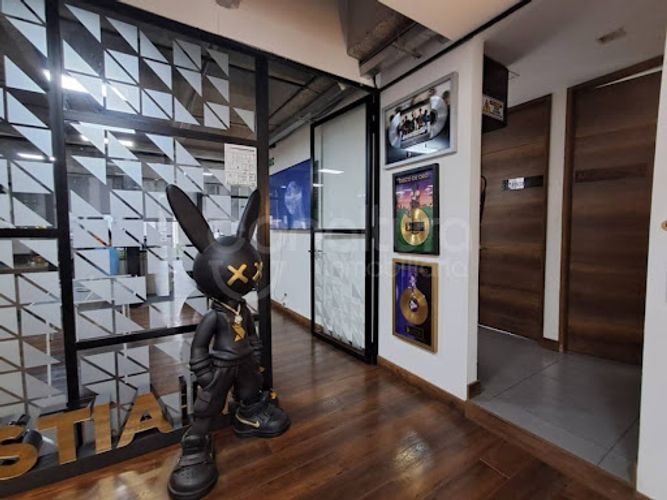 Oficina en arriendo en Transversal Inferior, Medellín, 147 m² · foto 4 de 19