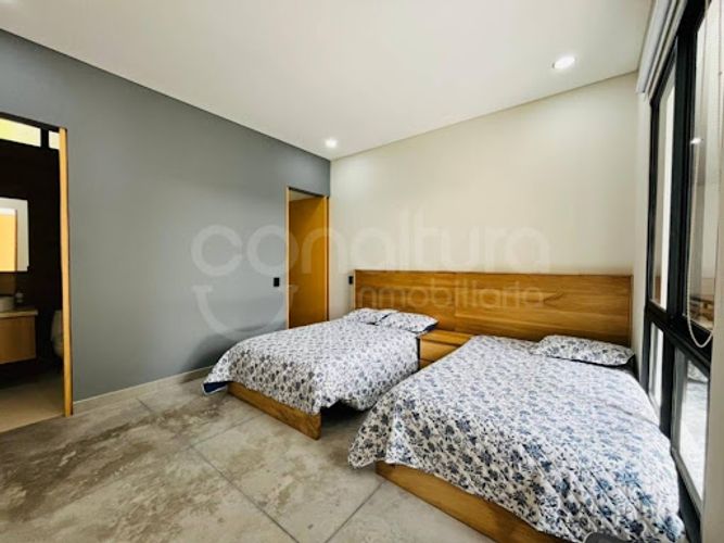 Casa en venta en Loma Del Escobero, Envigado · foto 15 de 24