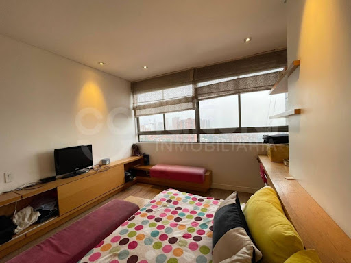 Apartamento en arriendo en Los Naranjos, Medellín · foto 20 de 24