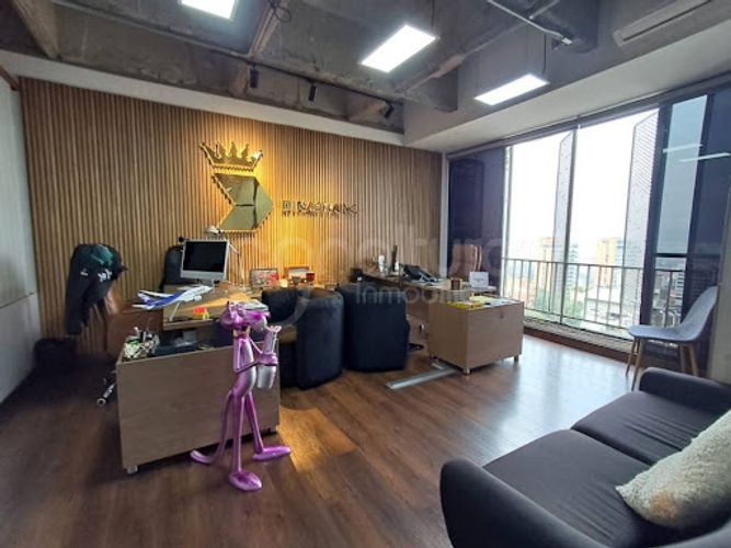 Oficina en arriendo en Transversal Inferior, Medellín, 147 m² · foto 6 de 19