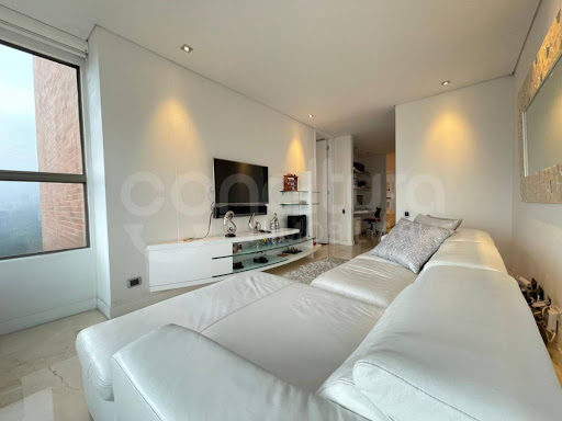 Apartamento en arriendo en Los Naranjos, Medellín · foto 23 de 24
