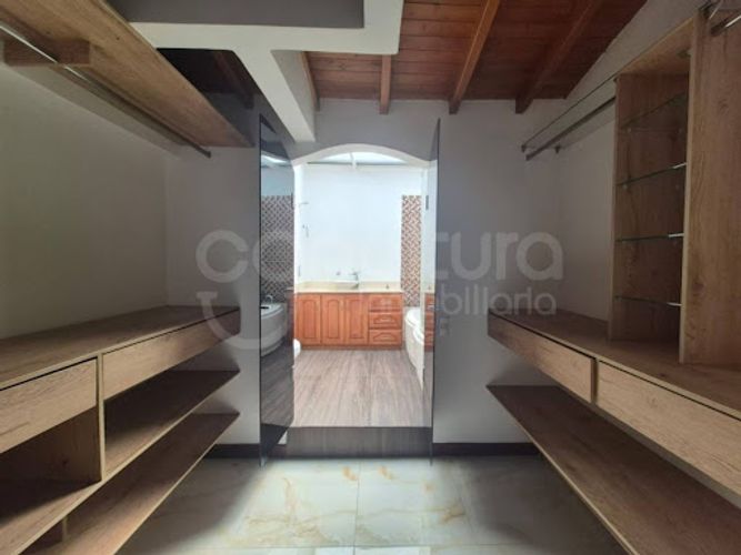 Apartamento de 3 alcobas en arriendo en Vía Las Palmas, Medellín, 160 m² · foto 14 de 21