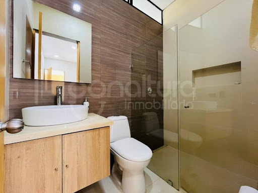 Casa en venta en Loma Del Escobero, Envigado · foto 19 de 24