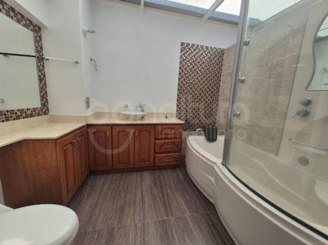 Apartamento de 3 alcobas en arriendo en Vía Las Palmas, Medellín, 160 m² · foto 15 de 21