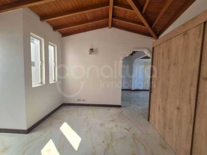 Apartamento de 3 alcobas en arriendo en Vía Las Palmas, Medellín, 160 m² · foto 18 de 21