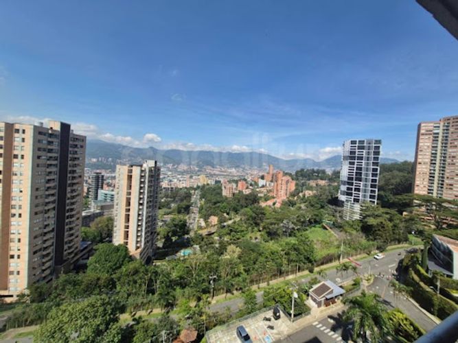 Apartamento de 3 alcobas en arriendo en Vía Las Palmas, Medellín, 160 m² · foto 21 de 21
