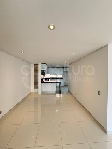 Apartamento en arriendo en La Florida, Medellín · foto 4 de 23