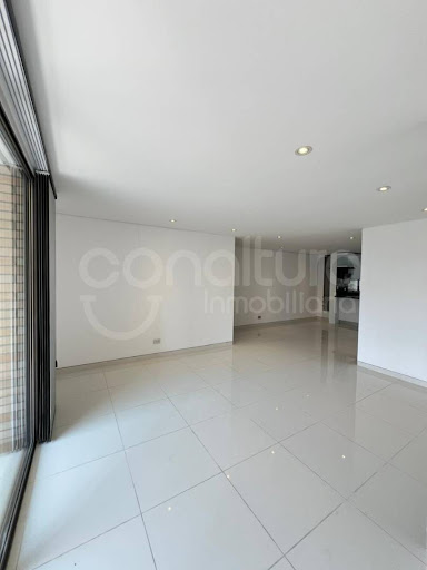 Apartamento en arriendo en La Florida, Medellín · foto 5 de 23