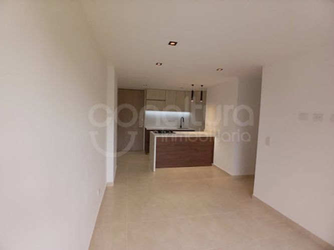 Apartamento de 2 alcobas en venta en Cristo Rey, Itagüí, 57 m² · foto 4 de 12