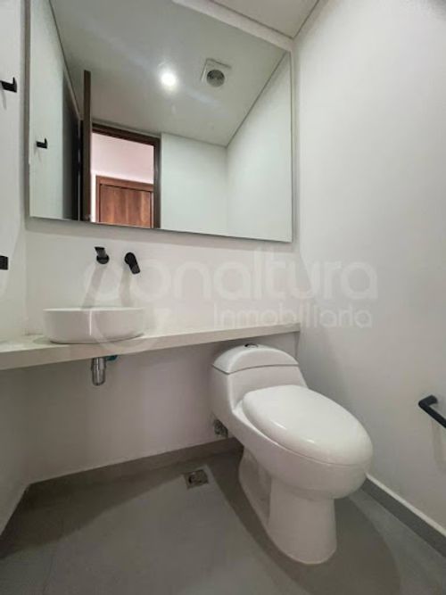 Apartamento de 2 alcobas en arriendo en Las Palmas, Medellín, 100 m² · foto 12 de 17