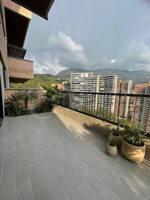 Apartamento de 2 alcobas en arriendo en Las Palmas, Medellín, 100 m² · foto 16 de 17
