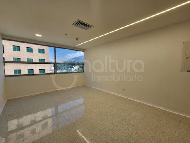 Oficina en arriendo en Ciudad Del Río, Medellín, 40 m² · foto 2 de 8