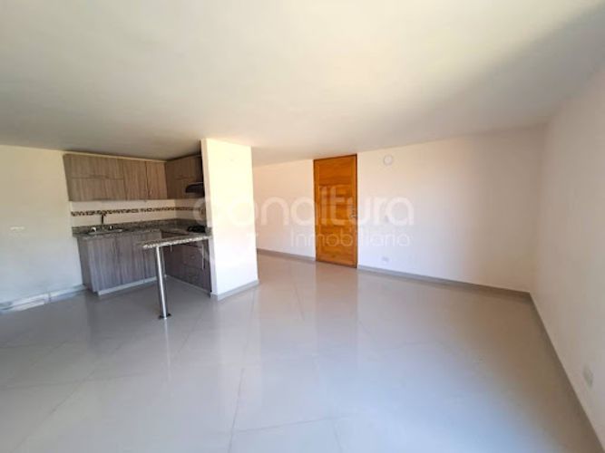Apartamento de 2 alcobas en venta en Hato Viejo, Bello, 72 m² · foto 5 de 16