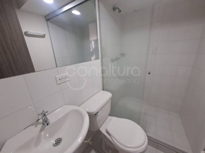 Apartamento de 2 alcobas en venta en Hato Viejo, Bello, 72 m² · foto 14 de 16