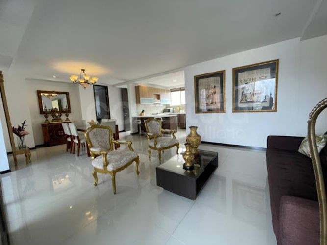 Apartamento de 3 alcobas en arriendo en Las Lomas No.2, Medellín, 150 m² · foto 4 de 19