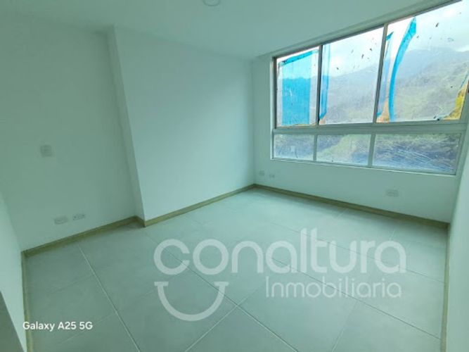 Apartamento de 2 alcobas en arriendo en San Jose, Sabaneta, 76 m² · foto 8 de 16