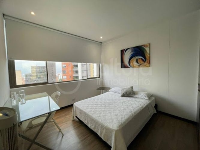 Apartamento de 3 alcobas en arriendo en Las Lomas No.2, Medellín, 150 m² · foto 8 de 19