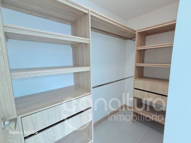 Apartamento de 2 alcobas en arriendo en San Jose, Sabaneta, 76 m² · foto 9 de 16