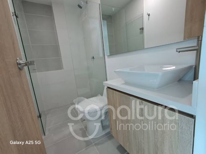 Apartamento de 2 alcobas en arriendo en San Jose, Sabaneta, 76 m² · foto 13 de 16
