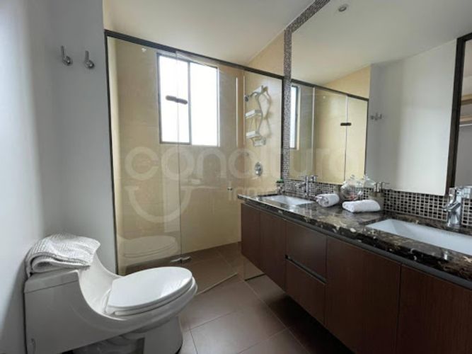 Apartamento de 3 alcobas en arriendo en Las Lomas No.2, Medellín, 150 m² · foto 14 de 19